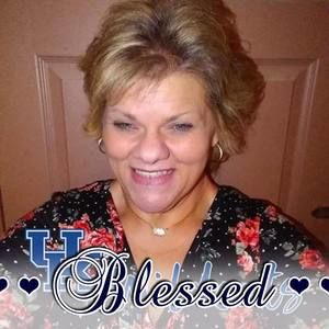 Meet your Posher, Dee dee